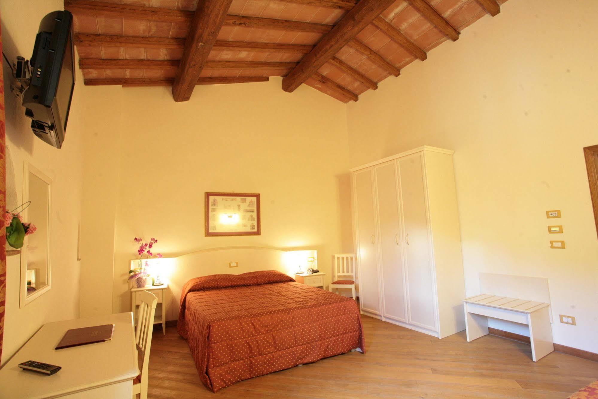 קרמיניאנו Hotel Villa San Michele מראה חיצוני תמונה