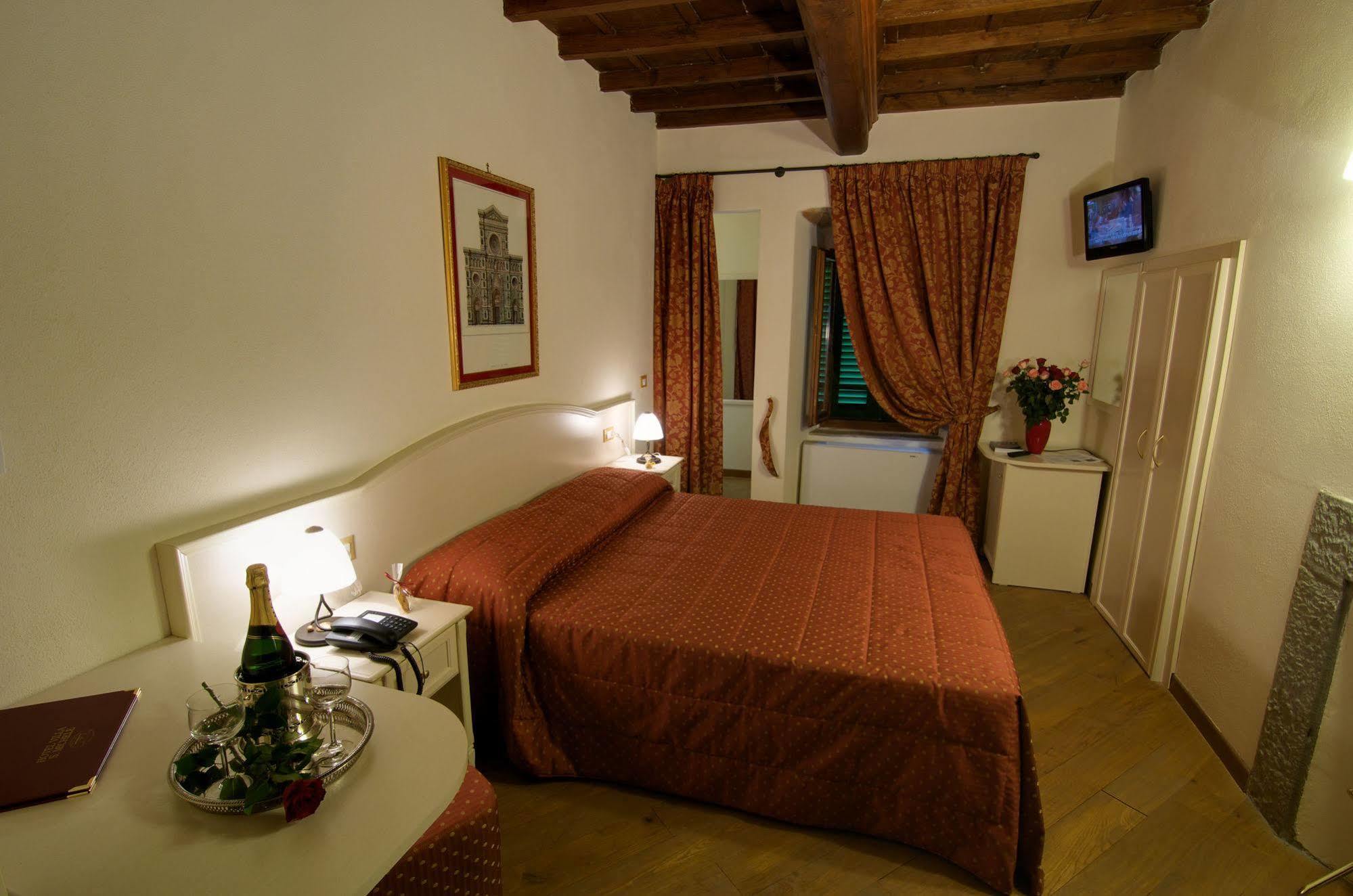 קרמיניאנו Hotel Villa San Michele מראה חיצוני תמונה